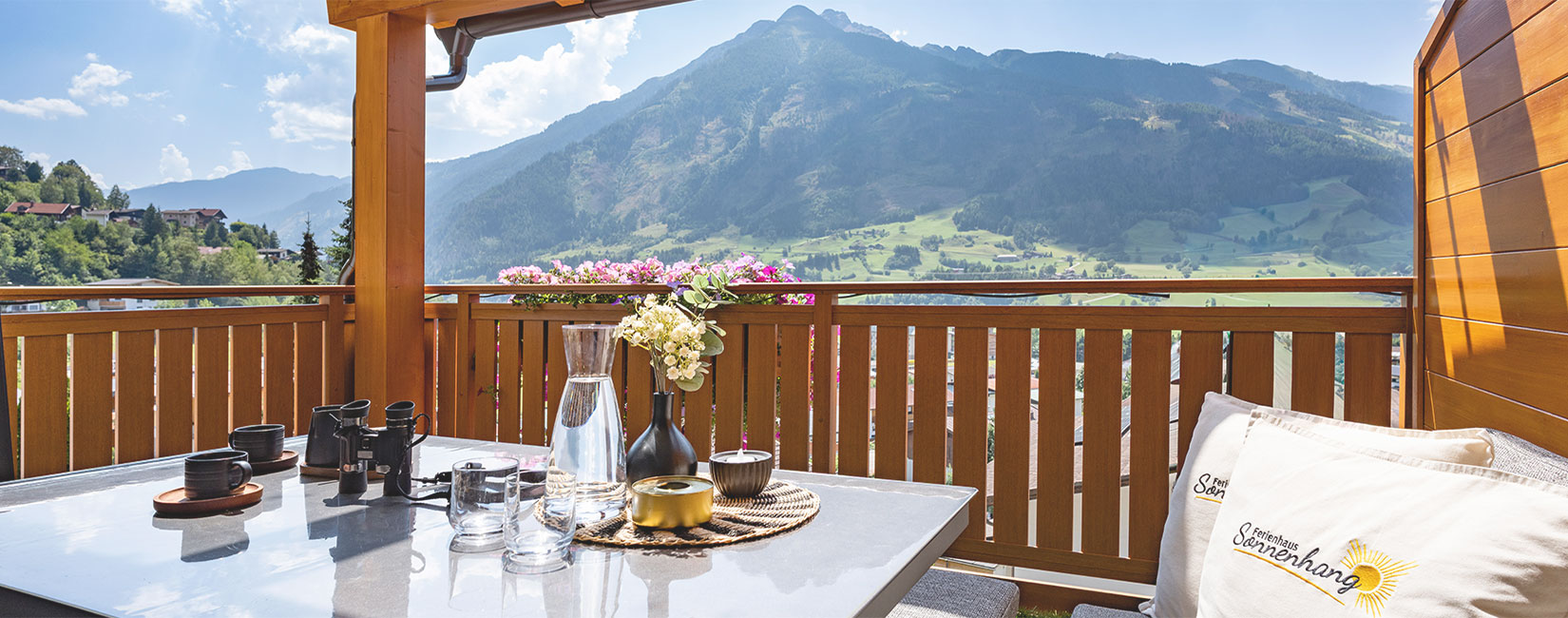 Ferienhaus Sonnenhang Header Balkon