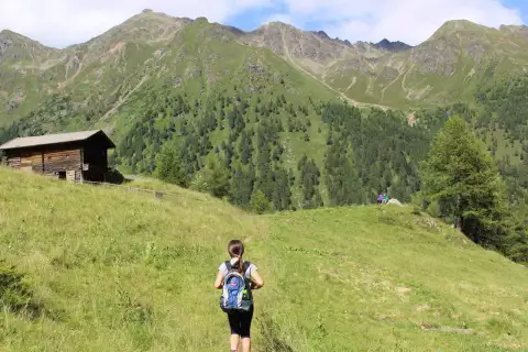 03 Ferienhaus Sonnenhang Familienwanderung