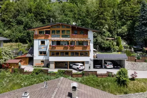 03 Ferienhaus Sonnenhang Hausbild
